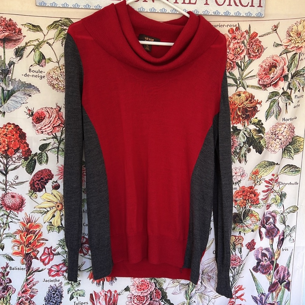 Victor Alfaro XL cowl neck 💯 wool red and gray color-block long sleeve sweater.